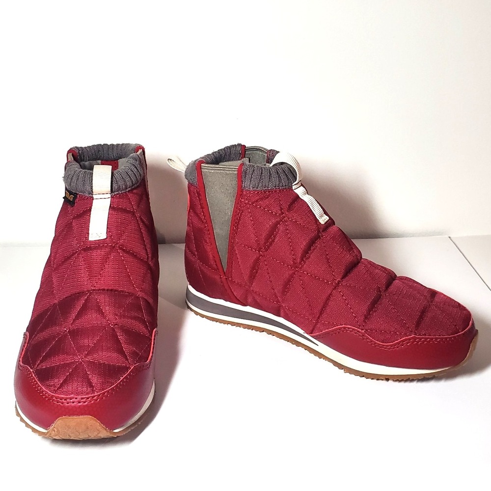 Teva ReEmber Mid Women's Quilted Camp Booties Rhubarb Red Maroon Size 5